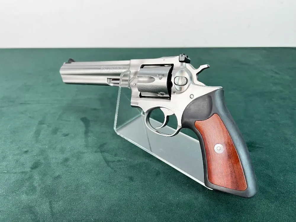 Rewolwer RUGER GP100 Kal. 357 mag. 6″ INOX