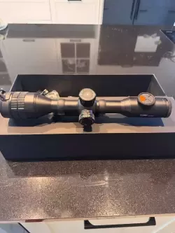 Sprzedam lunetę termowizyjną InfiRay TH50. Mało użytkowana, z 2023r., stan perfekcyjny.