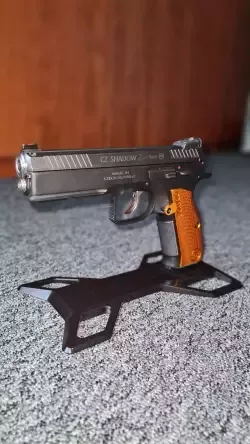 Sprzedam pistolet sportowy CZ Shadow 2 Orange. Dodatkowo wszystkie współpracujące powierzchnie polerowane, co obniżyło wagę spustu