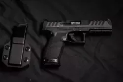 ***** Zadbany Walther PDP 5' + kabura + 2 magazynki + okładziny i oryginalna walizka *****