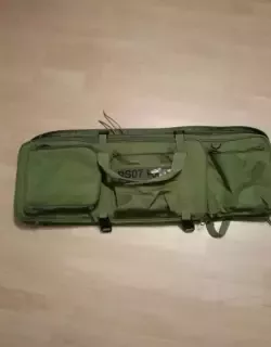 Replika ASG Specna Arms Core, plus to co widać na zdjęciu. Dodatkowo torba na replikę 