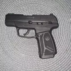 Pistolet Ruger Max 9