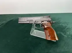 Pistolet Beretta mod. 89  kal .22LR