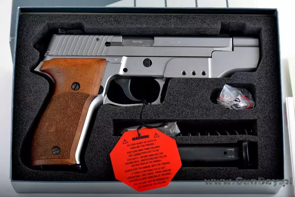 a DWR_5600.JPG