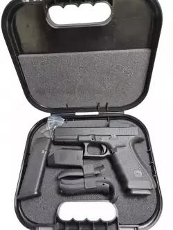 GLOCK 17 GEN 4 WERSJA MOS Z KOLIMATOREM DOCTER| STAN BARDZO DOBRY 