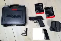 Sprzedam pistolet Sig P320 X Compact (Sig USA) 9x19 Combo Deal. Oddałem na strzelnicy 50 strzałów wiec jak nowy.