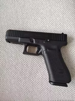 Glock 45. Pistolet centralnego zapłonu Glock 45 jak nowy. Przebieg 300 szt. 2023r