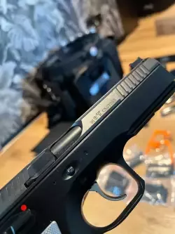 s10.jpg