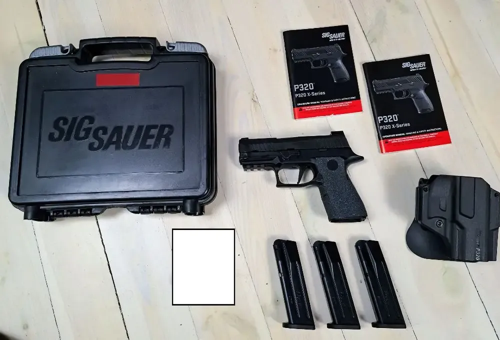 sig 1.jpg