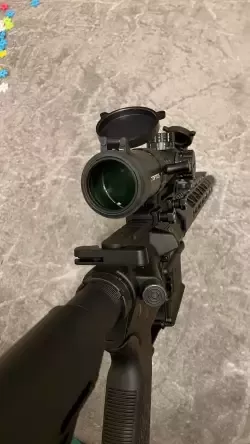 Sprzedam lunetę biegową. Luneta Victoptics S6 1-6x24 [Vector Optics]