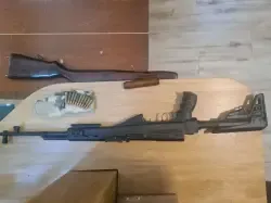 SKS z konwersją "SKS Strikeforce" (USA).