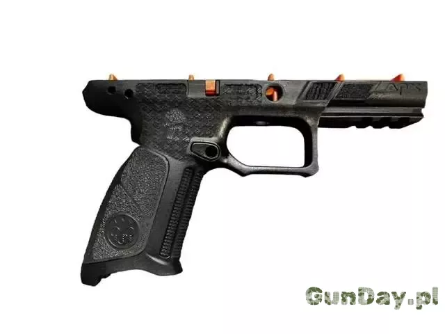 4gun-beretta-12.jpg
