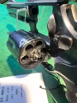 S&W