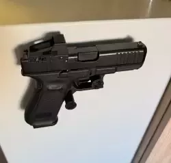 Uchwyt wieszak pistolet magnetyczny 