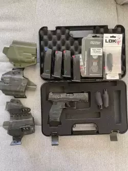 Sprzedam pistolet Walther PDP 4” duży zestaw: DPM recoil spring + TruGlo sights + Lok Grips + 3 kabury T-Rex + 4 mag.
