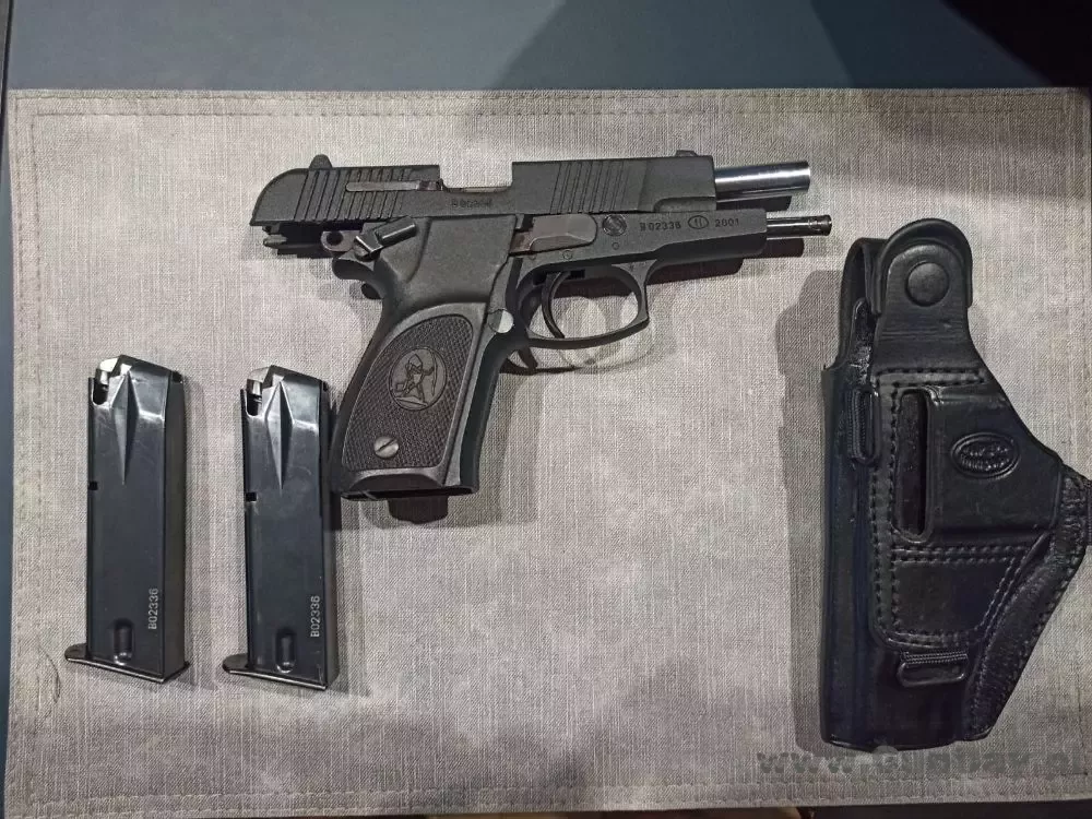 MAG98 - 01.jpg