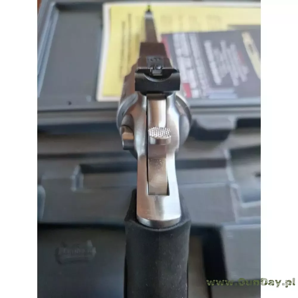 rewolwer-bocznego-zaplonu-ruger-mod-1757-kal-22-lr-4.jpg
