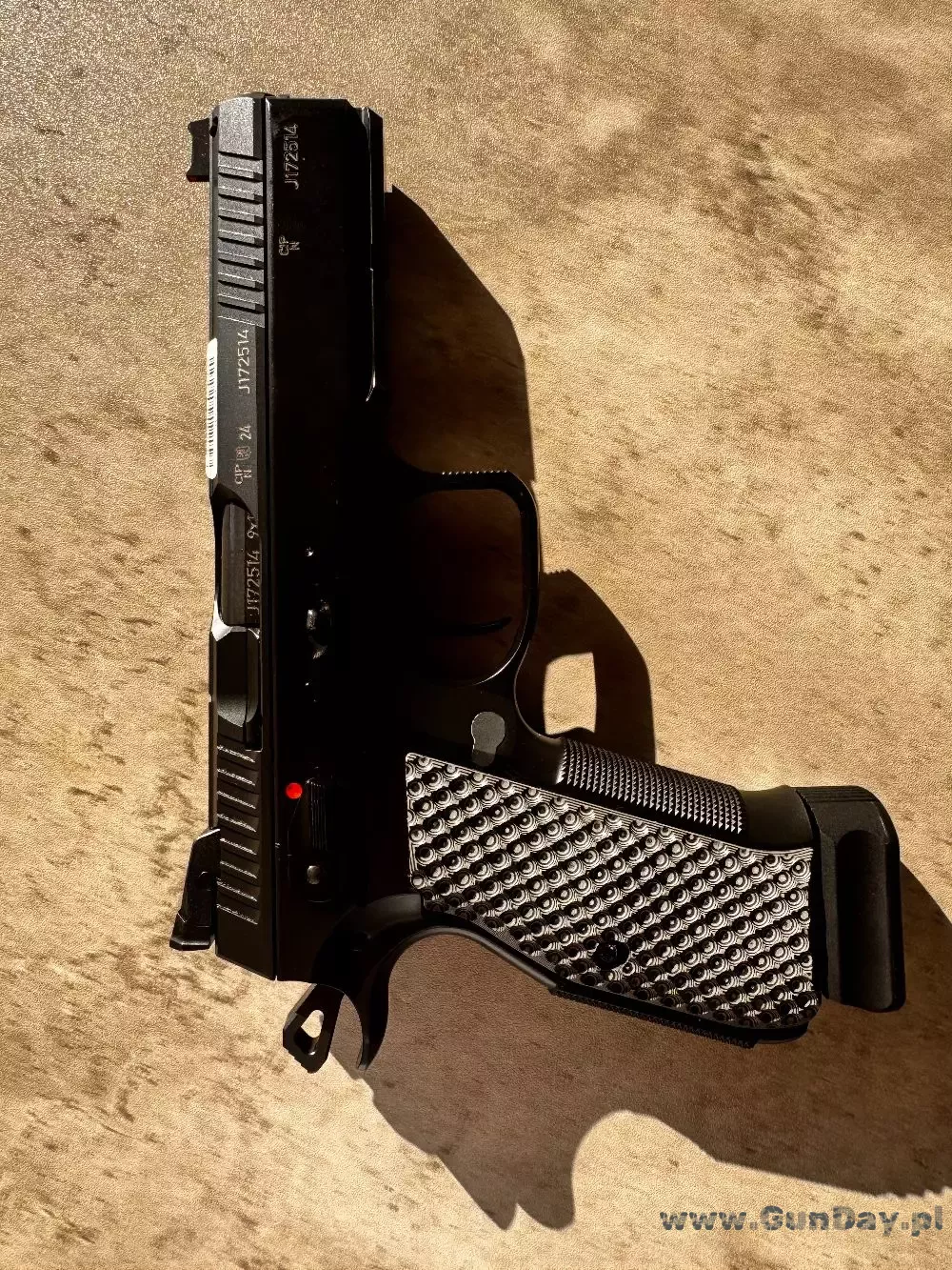 Okładziny chwytu typu palm swell boogies CZ Shadow 2 Gray