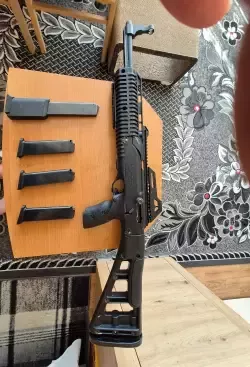 Karabinek HI-Point 995 kal. 9x19 luger